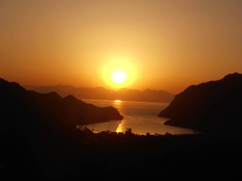 Symi Sunshine Apartment Exterior foto